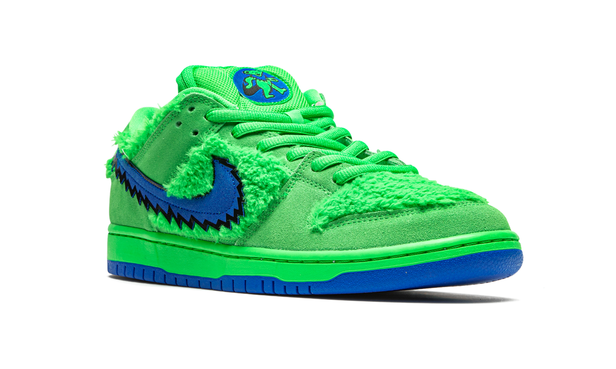 SB Dunk Low 7FS