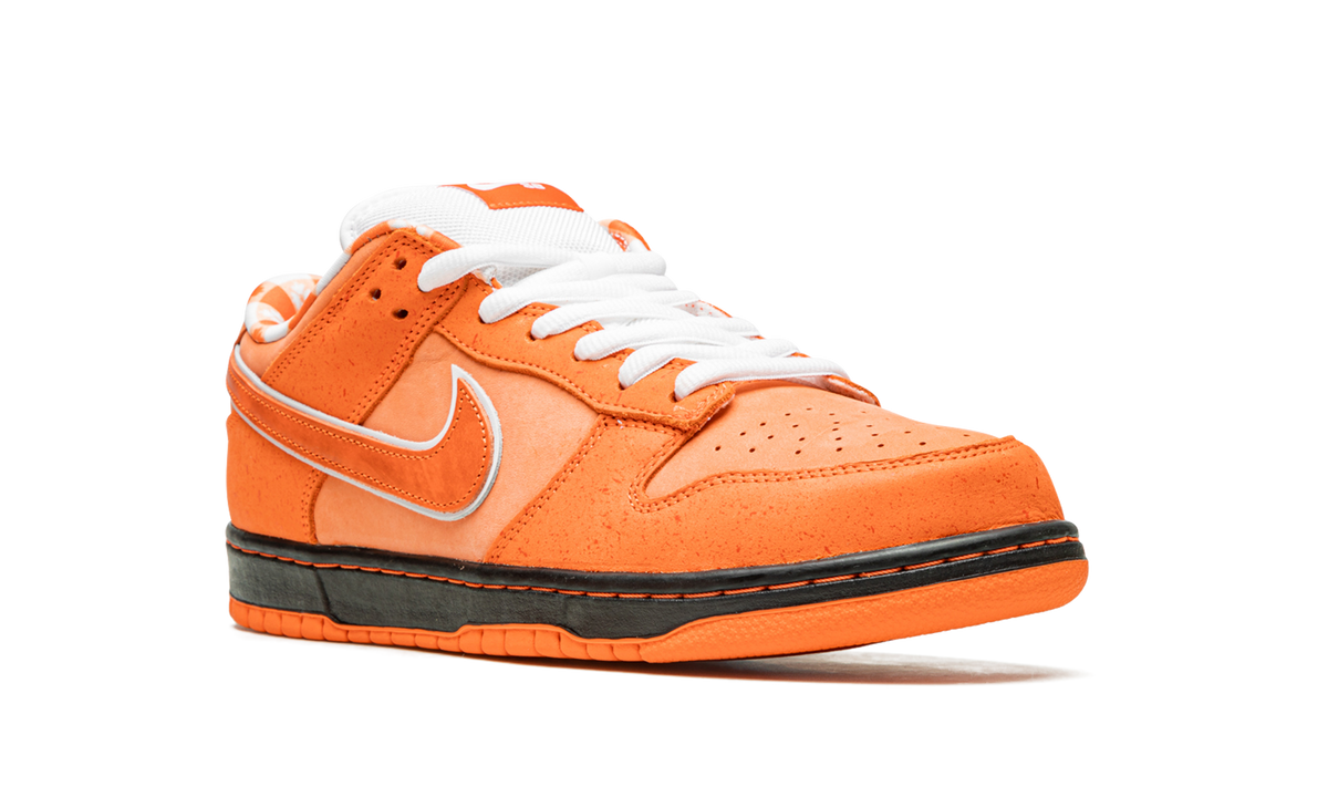SB Dunk Low 7FS