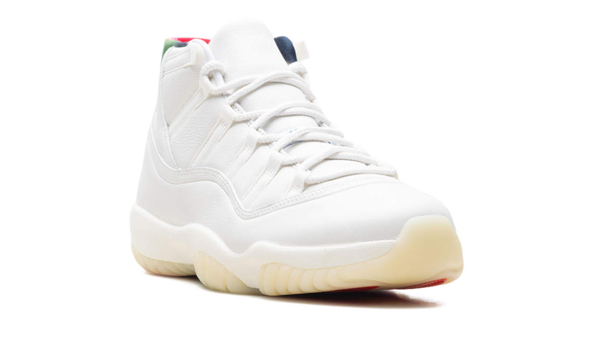 Air Jordan 11 7FS