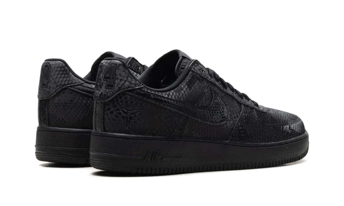 Kobe Bryant x Air Force 1 Low 3